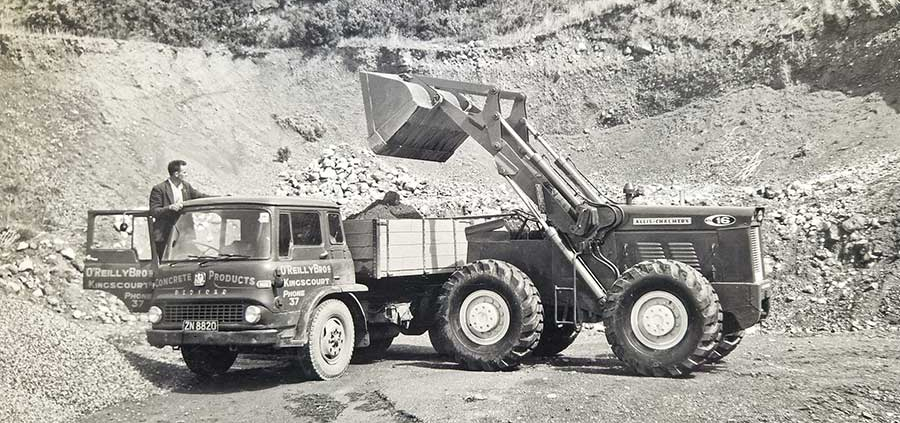Lorry and digger from O'Reilly Group early days